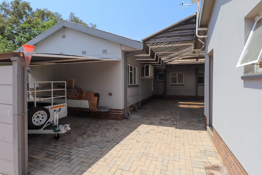 3 Bedroom Property for Sale in Neserhof North West